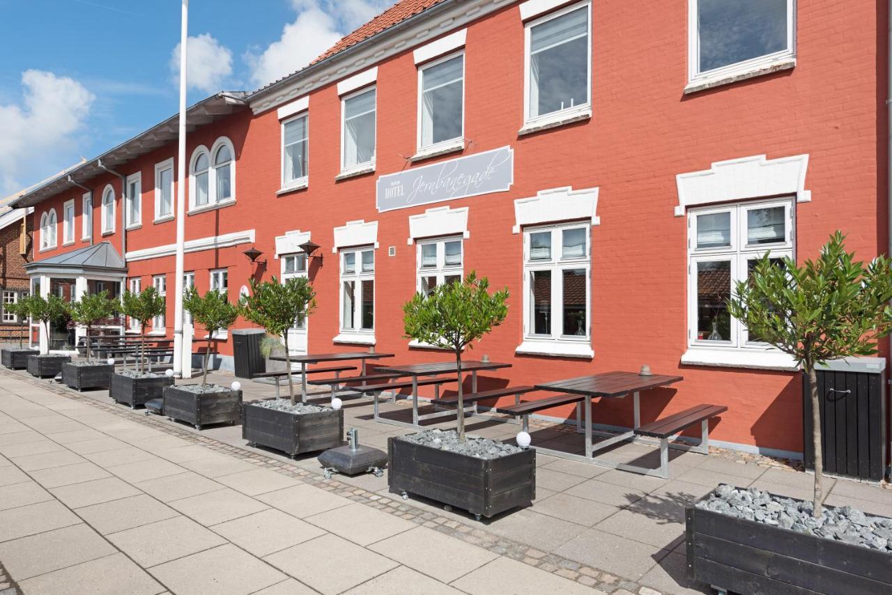 Hotel Jernbanegade Kibæk Buitenkant foto